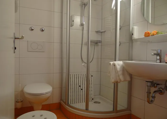 Szálloda Hotel Hirsch