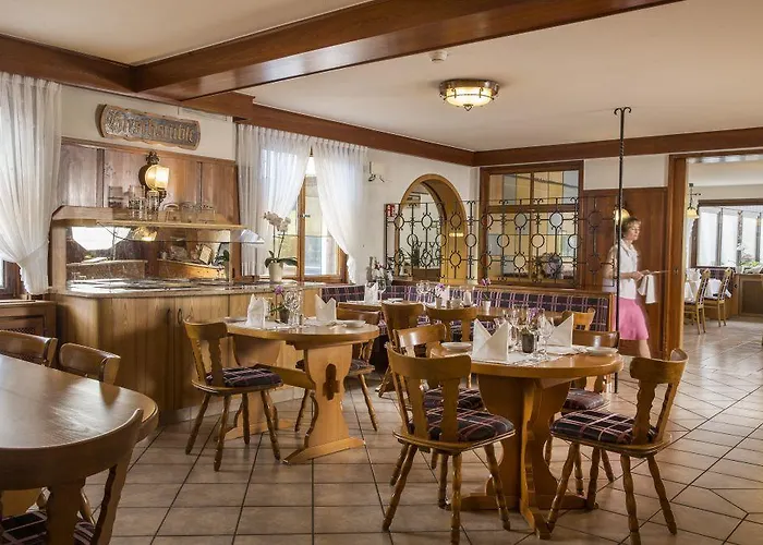 Szálloda Hotel Hirsch